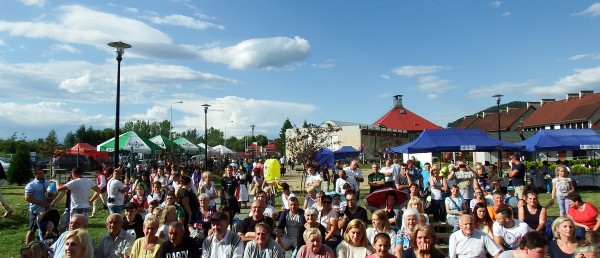 REGIONALNE PYSZNOŚCI ZE SZCZYPTĄ OSTREGO ROCKA