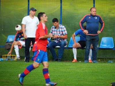 Obraz 4: Puchar Fair Play dla GKS Radziechowy-Wiep...