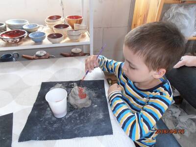 Obraz 17: Przedszkolaki w świecie ceramiki artysty...