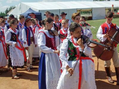 Obraz 3: FESTIWAL FOLKLORU GÓRALSKIEGO w Skoroszyc...