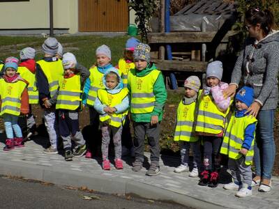 Obraz 3: Inicjatywa lokalna - chodnik w Przybędzy