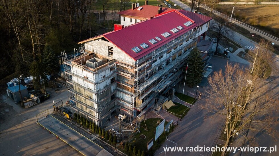 Trwają prace remontowe Budynku Urzędu Gminy Radziechowy-Wieprz