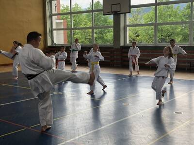 Obraz 2: INTERESUJĄCE WARSZTATY Z  MISTRZEM KARATE