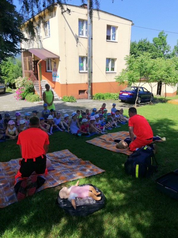 Bezpieczne wakacje - warsztaty dla dzieci w Publicznym Przedszkolu w Wieprzu