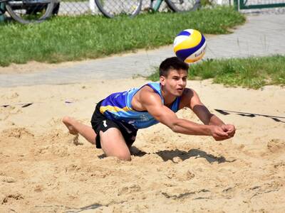 Obraz 2: Turniej siatkówki plażowej - Beskidian Cu...