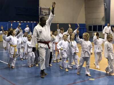 Obraz 5: OŻYWCZA  LEKCJA  AFRYKAŃSKIEGO KARATE W '...