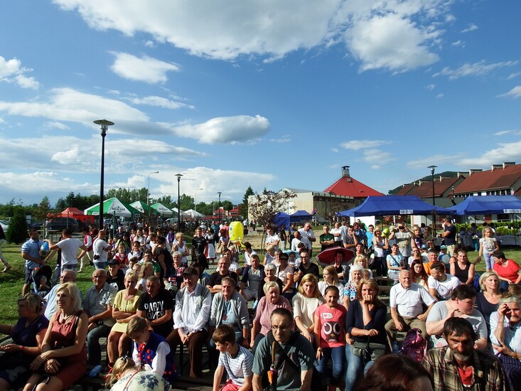 REGIONALNE PYSZNOŚCI ZE SZCZYPTĄ OSTREGO ROCKA