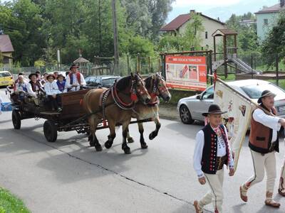 Obraz 8: Dożynki w Sołectwie Radziechowy 2015 - 27...