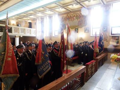 Obraz 18: Obchody Jubileuszu 60-lecia OSP Przybędz...