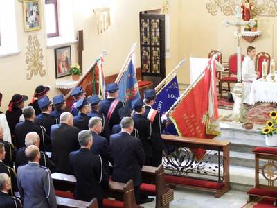 Obraz 27: Obchody Jubileuszu 60-lecia OSP Przybędz...