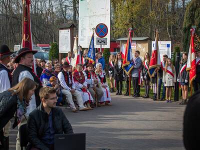 Obraz 94: 100 LAT WOLNOŚCI - Obchody stulecia odzy...