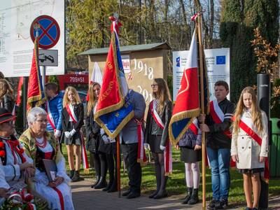 Obraz 127: 100 LAT WOLNOŚCI - Obchody stulecia odz...